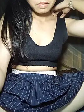 derylove  online show from July 13, 2:31 pm