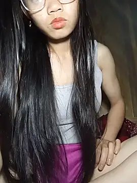 derylove  online show from July 27, 2:13 pm