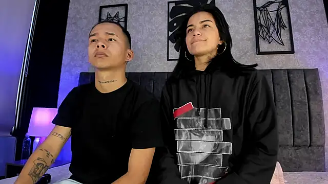 Snapshot of bliinkii_and_luka_ chatting on February 9, 3:16 pm bliinkii and luka online show from February 9, 3:16 pm