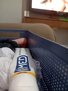 Snapshot of jhenyseducao chatting on March 4, 2:12 pm jhenyseducao online show from March 4, 2:12 pm