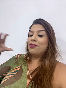 Snapshot of aryanseducao chatting on March 19, 1:42 am aryanseducao online show from March 19, 1:42 am