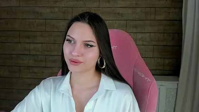 AliceVersal online show from April 7, 4:24 am