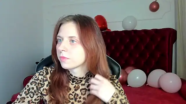 FreyaVey online show from February 19, 5:25 am