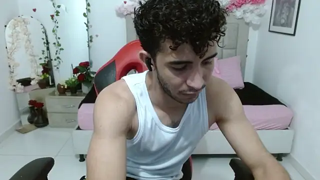 Caius fox online show from April 18, 11:36 am