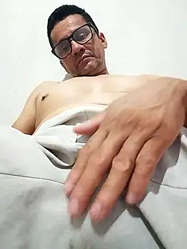 Snapshot of dilduarte26 chatting on February 5, 1:43 am dilduarte26 online show from February 5, 1:43 am