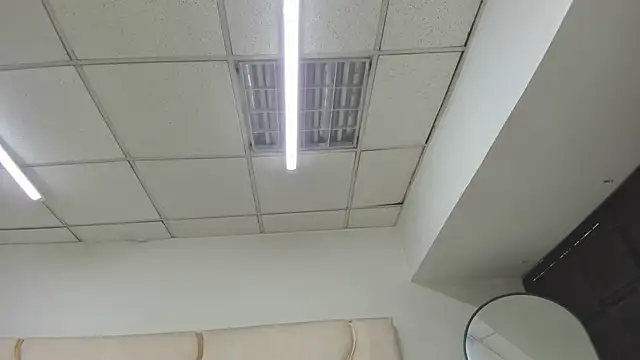 ZayraStorm online show from May 15, 2:24 pm