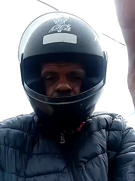 Snapshot of negrim10 chatting on February 8, 1:14 pm negrim10 online show from February 8, 1:14 pm