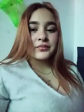 Snapshot of katty_42 chatting on June 29, 3:24 am katty 42 online show from June 29, 3:24 am