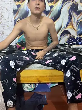 MichaelMiller20261 online show from July 15, 2:28 am