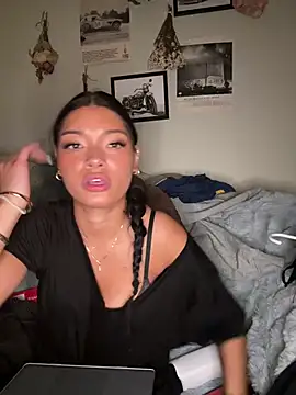 ellianajean online show from June 5, 4:41 am
