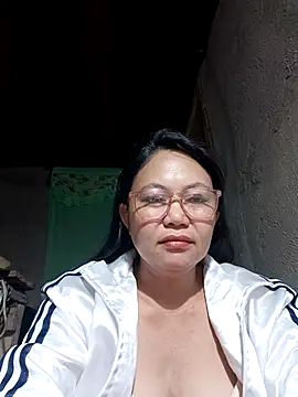 Snapshot of hotpinay_45 chatting on February 20, 8:09 pm hotpinay 45 online show from February 20, 8:09 pm