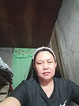 hotpinay 45 online show from June 4, 9:15 am