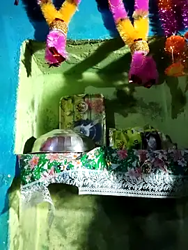 Snapshot of Chanchal_pande chatting on February 3, 3:17 pm Chanchal pande online show from February 3, 3:17 pm