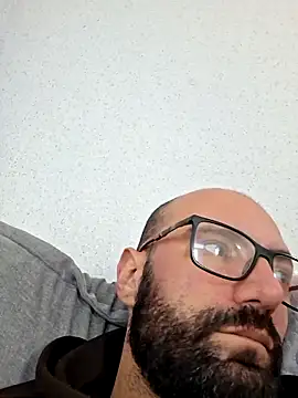 Robsonitj90 online show from June 10, 2:49 pm