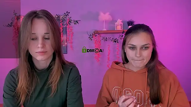 Snapshot of eira_mouse chatting on February 11, 4:23 pm eira mouse online show from February 11, 4:23 pm