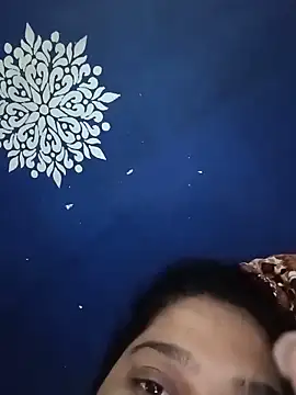 Snapshot of Aliya_Hott chatting on June 14, 6:32 pm Aliya Hott online show from June 14, 6:32 pm