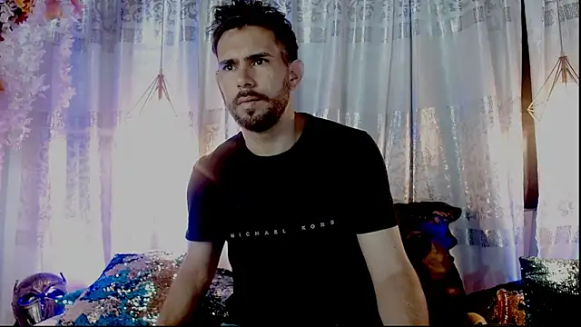 Snapshot of dany_ray chatting on February 5, 11:37 am dany ray online show from February 5, 11:37 am