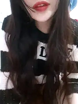 Snapshot of Moe-moex chatting on February 8, 3:32 am Moe-moex online show from February 8, 3:32 am