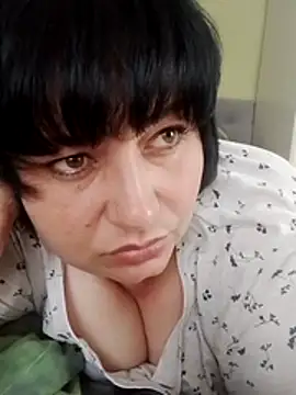 sara222619 online show from May 9, 2:22 pm