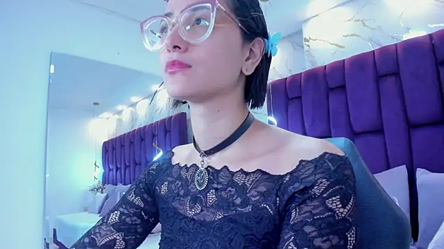 Snapshot of crystalstonee chatting on February 16, 9:44 pm crystalstonee online show from February 16, 9:44 pm