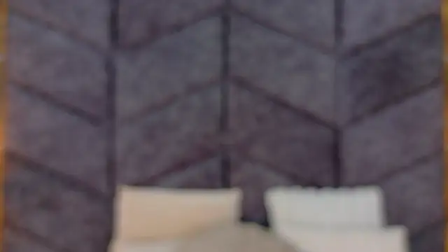 AnnieRouse   online show from March 18, 11:57 am