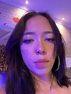 Snapshot of HarperrWest chatting on March 4, 8:37 pm HarperrWest online show from March 4, 8:37 pm