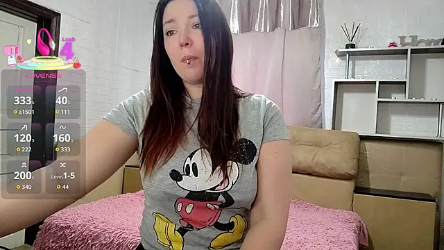 NotYourDoll online show from April 8, 6:57 am