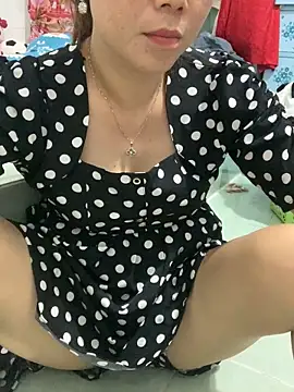 Snapshot of Baby-lovely69 chatting on February 22, 8:02 am Baby-lovely69 online show from February 22, 8:02 am