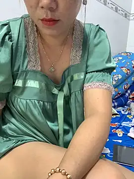 Snapshot of Baby-lovely69 chatting on March 1, 12:34 am Baby-lovely69 online show from March 1, 12:34 am