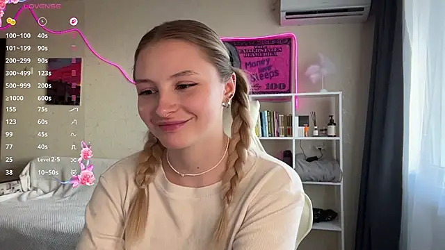 VibeVi online show from April 15, 1:07 pm