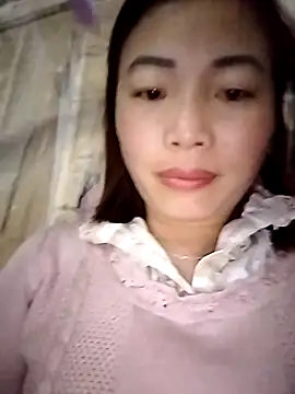 Ella-aa online show from March 12, 10:05 pm