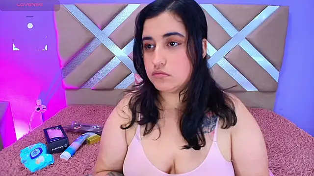 Snapshot of dani_vemom chatting on February 4, 3:23 am dani vemom online show from February 4, 3:23 am