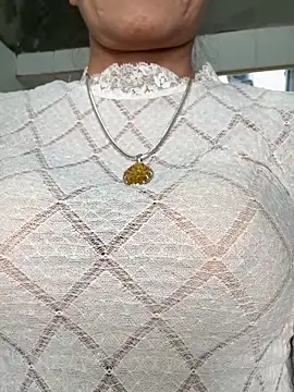 YANINA120 online show from February 17, 1:57 am