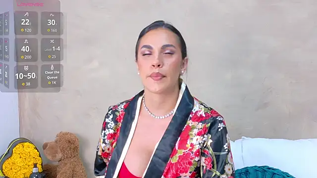 AndiVasquez online show from April 5, 4:09 am