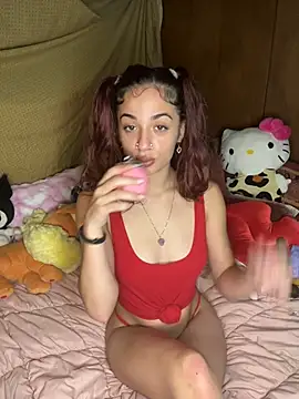 heluvsbabii online show from July 17, 4:30 am