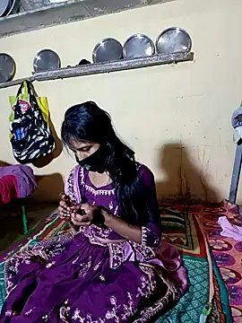 Snapshot of bharticouple chatting on April 30, 3:40 pm bharticouple online show from April 30, 3:40 pm