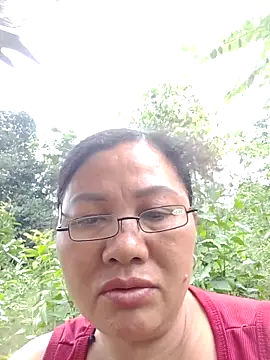 Cold-girlr12 online show from May 11, 7:14 am