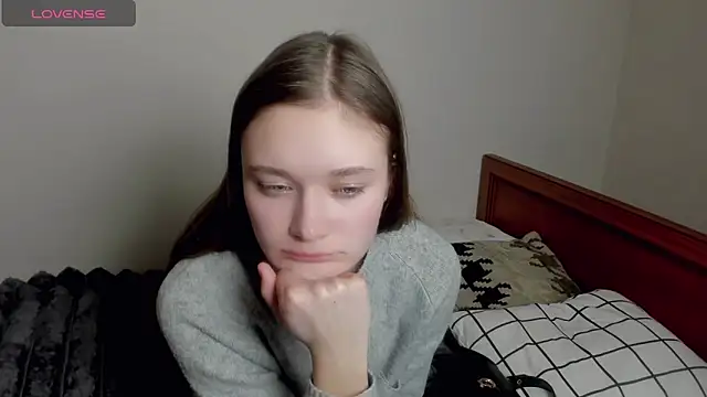 Snapshot of Elina_X chatting on March 4, 10:05 pm Elina X online show from March 4, 10:05 pm