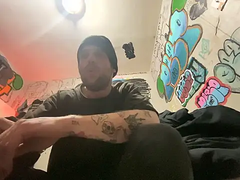 Snapshot of gothboiplzty chatting on February 26, 6:45 am gothboiplzty online show from February 26, 6:45 am