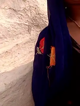 Snapshot of Lovely_sima chatting on February 3, 8:30 am Lovely sima online show from February 3, 8:30 am