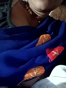 Snapshot of Lovely_sima chatting on February 12, 7:47 am Lovely sima online show from February 12, 7:47 am