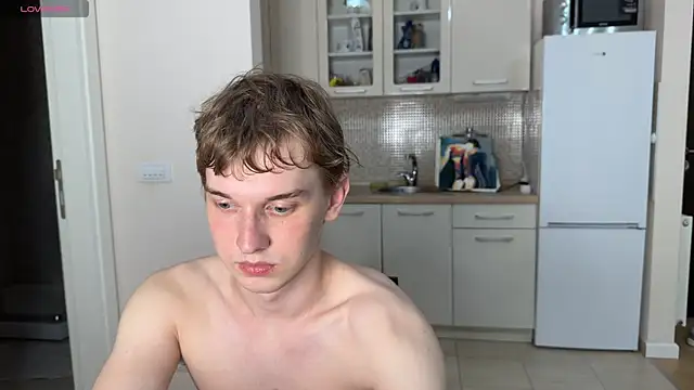 Snapshot of Friday_gay_dude chatting on July 19, 6:55 pm Friday gay dude online show from July 19, 6:55 pm