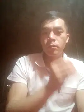 Snapshot of sinh336699 chatting on March 9, 12:47 am sinh336699 online show from March 9, 12:47 am