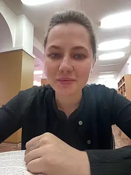 Snapshot of AsynaYuuki chatting on March 4, 12:22 pm AsynaYuuki online show from March 4, 12:22 pm