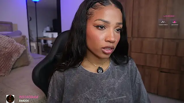 eimi spacee online show from March 30, 8:10 pm