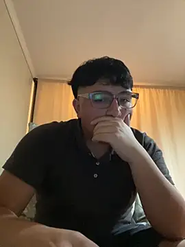 luchooo18 online show from April 7, 3:40 am