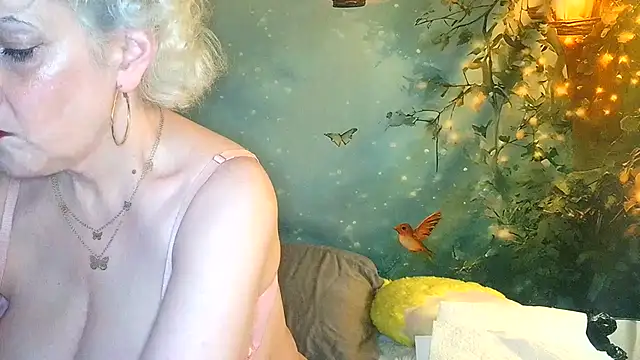 Blondie the librarian online show from May 23, 6:34 pm