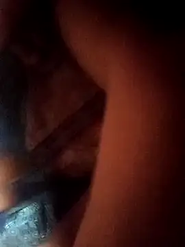 Snapshot of Cute-newpari chatting on February 18, 9:44 pm Cute-newpari online show from February 18, 9:44 pm