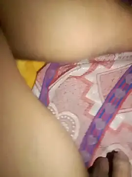 Snapshot of Cute-newpari chatting on March 11, 5:41 pm Cute-newpari online show from March 11, 5:41 pm