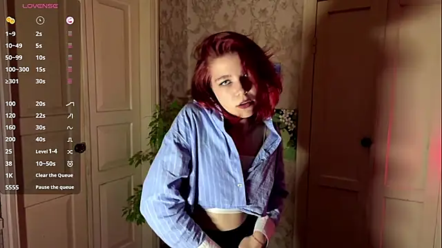 LaurynGeisinger online show from March 22, 3:59 pm